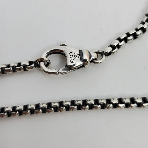 David Yurnman 28" Box Chain Necklace - Picture 4 of 5
